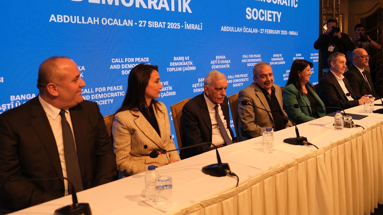 Öcalan'ın çağrısı sonrası DEM Parti toplandı