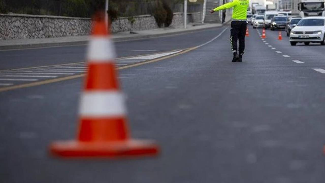Maltepe'de düzenlenecek miting nedeniyle İstanbul'da bazı yollar trafiğe kapatıldı
