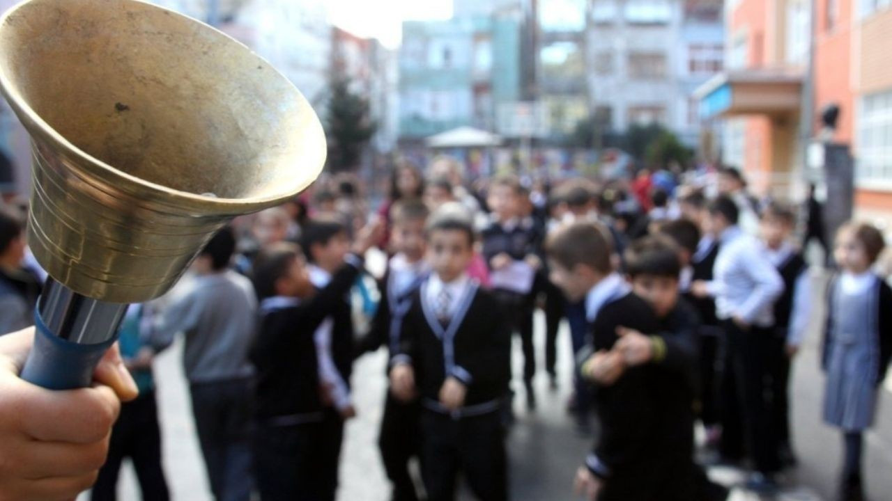 Yarıyıl tatili sona eriyor, 18 milyon öğrenci için ders zili yeniden çalacak