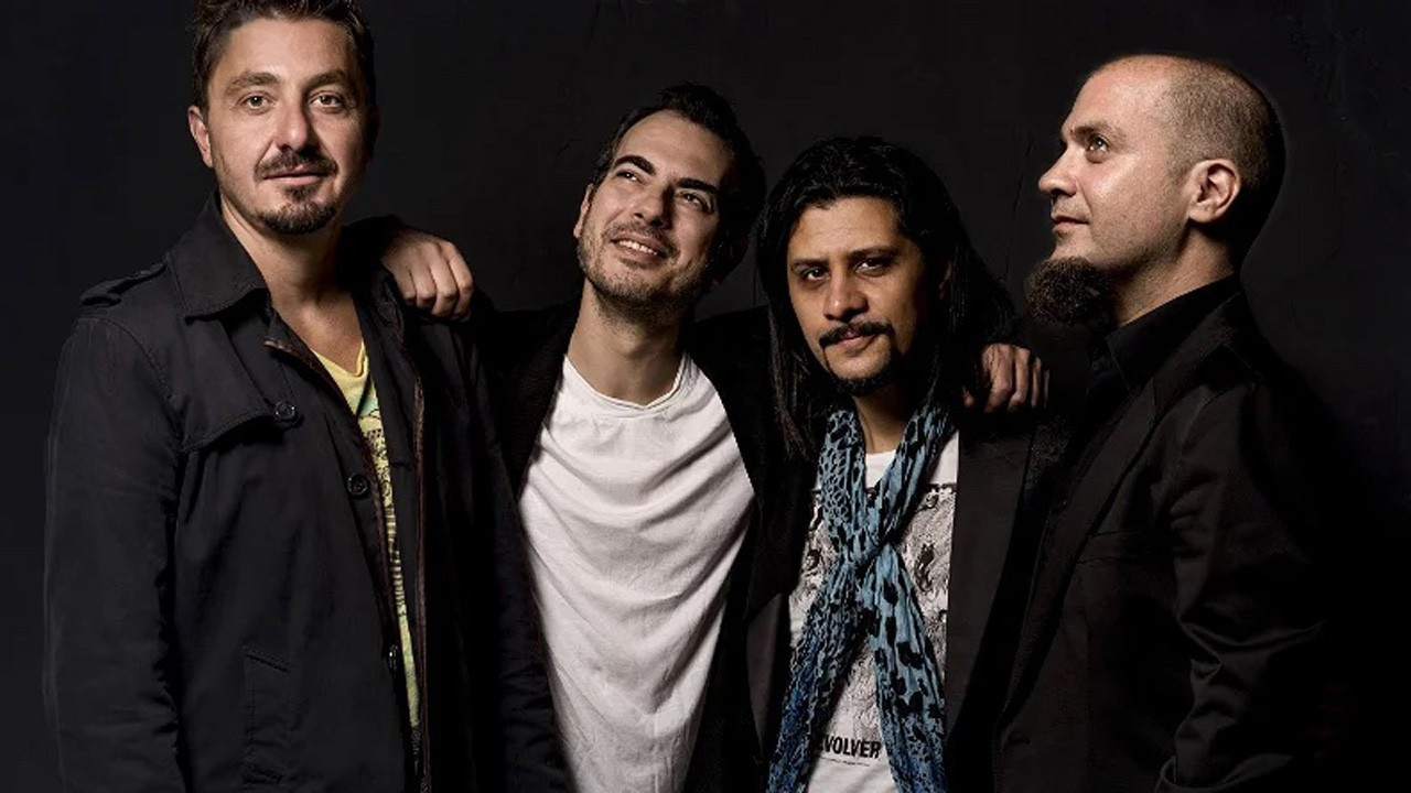 “mor ve ötesi”nden stadyum konseri