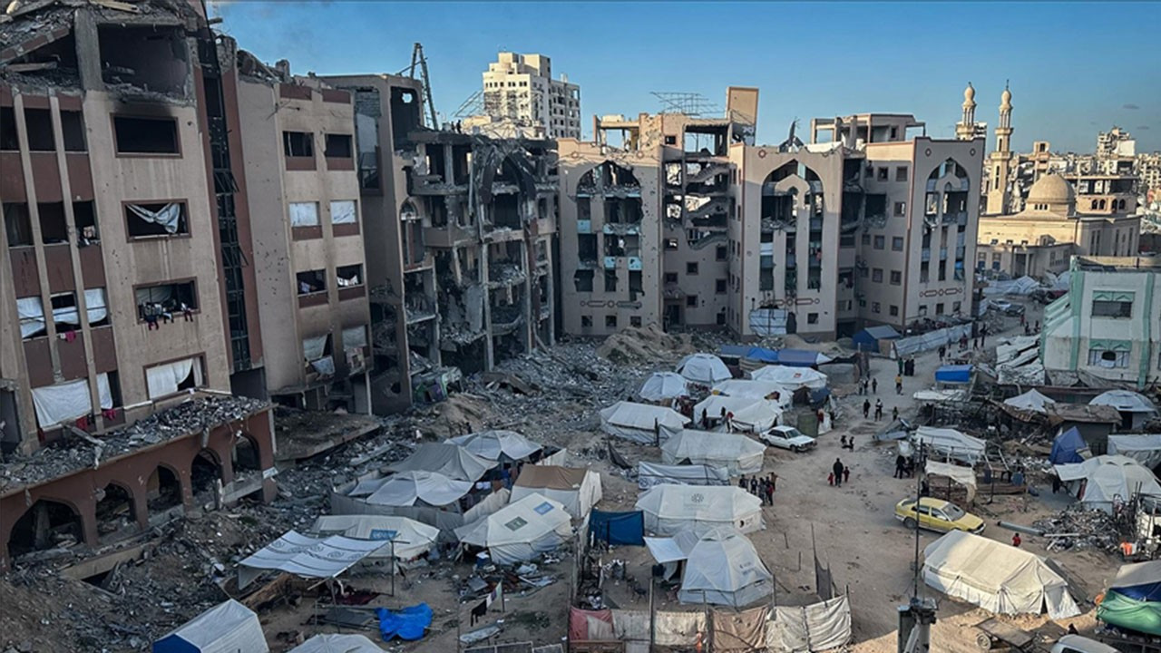 Gazze'de can kaybı 52 bin 243'e yükseldi