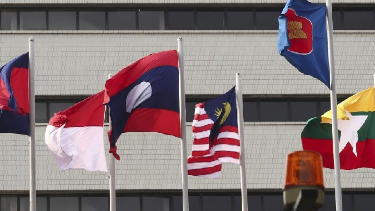 ASEAN ülkeleri, ABD'nin tarifelerine karşı misilleme yapmayacak