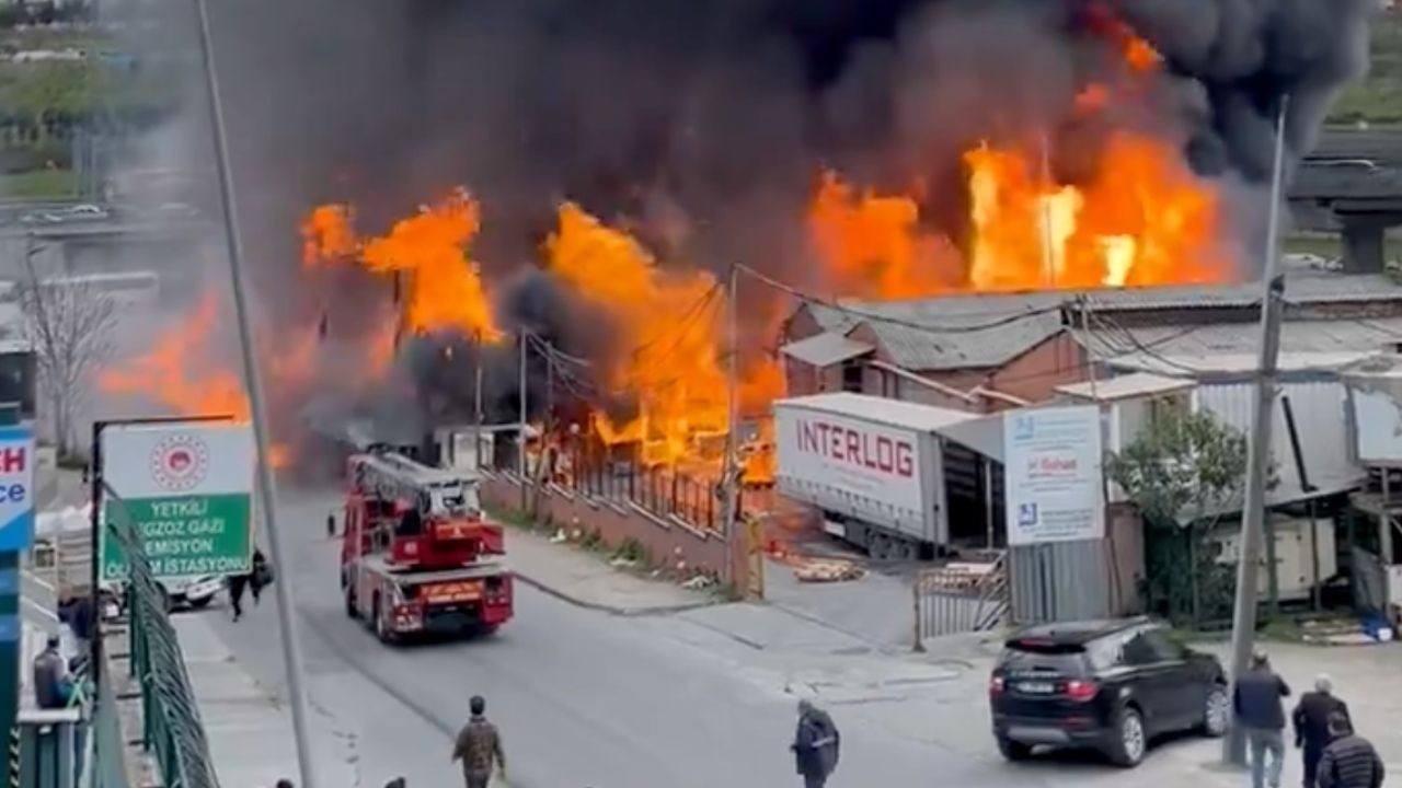 İstanbul'da kimya deposunda çıkan yangın söndürüldü