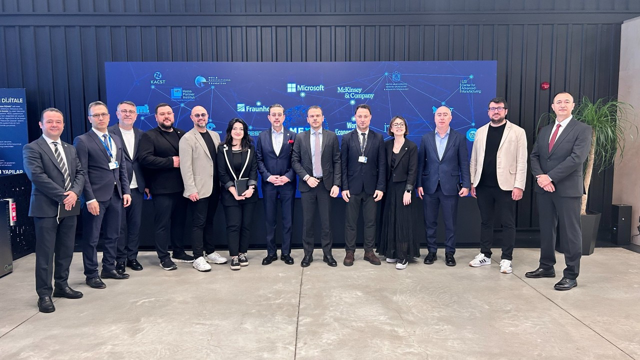 Denizli Sanayi Odası Başkanı Selim Kasapoğlu: “Sanayimizin geleceği ikiz dönüşüm ile şekillenecek”