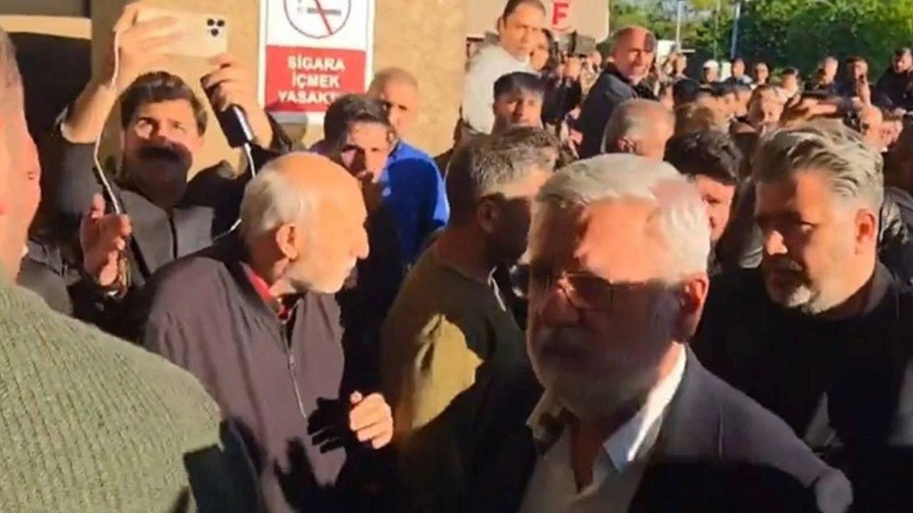 Sırrı Süreyya Önder için taziyeye giden eski vekile tepki! Mehmet Metiner’den açıklama geldi