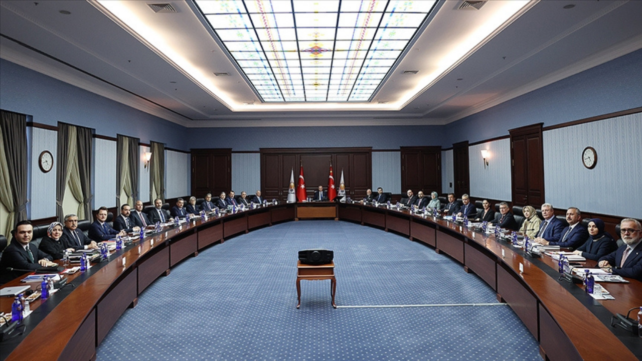 AK Parti MYK toplandı: İşte masadaki konular