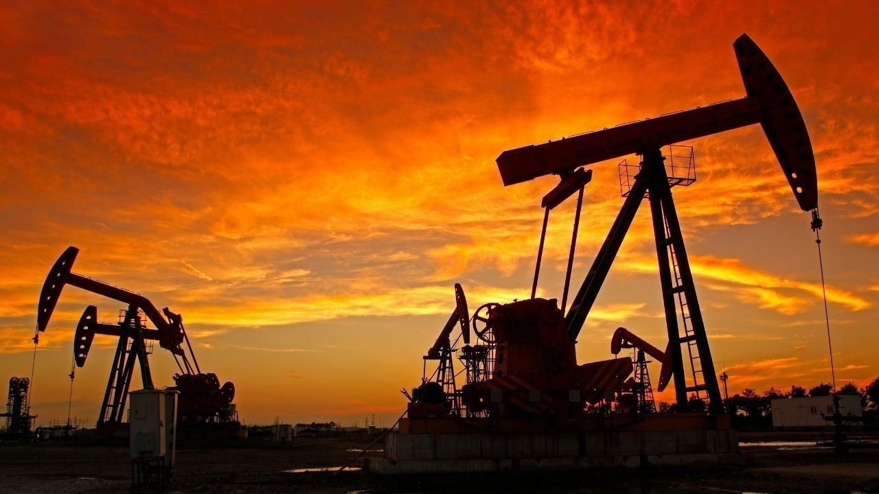 ABD, petrol fiyatı tahminini aşağı çekti