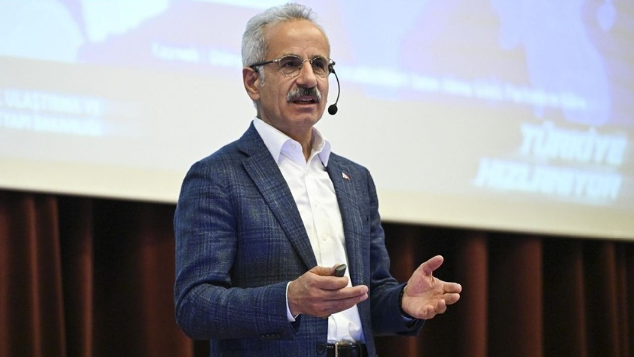 Bakan Uraloğlu duyurdu: Yeni otoyol ve hızlı tren hatları geliyor