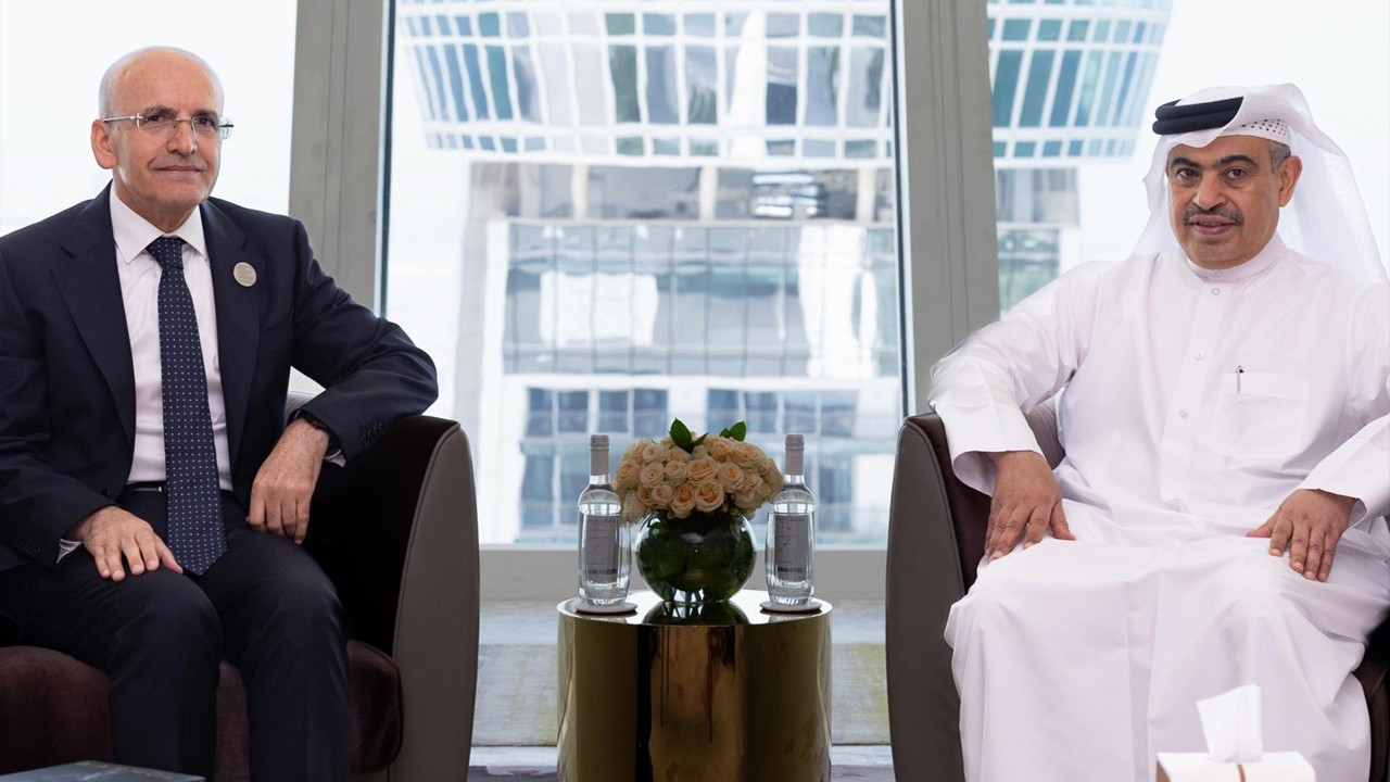 Bakan Şimşek, Katarlı mevkidaşıyla görüştü