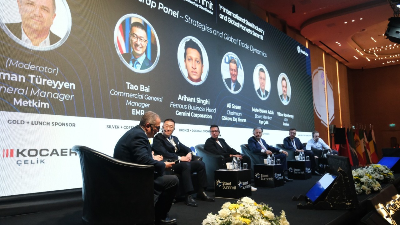 Dünya demir çelik sektörü İzmir’de bir araya geldi