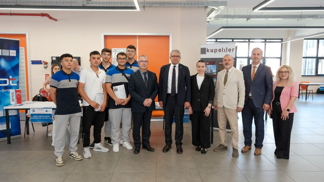 EOSB kariyerfest’25’te gençler geleceklerini planladı