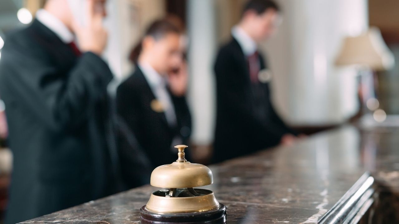 Tatil hayali kabusa dönmüştü! Otel rezervasyonu iptal edilen avukat davayı kazandı