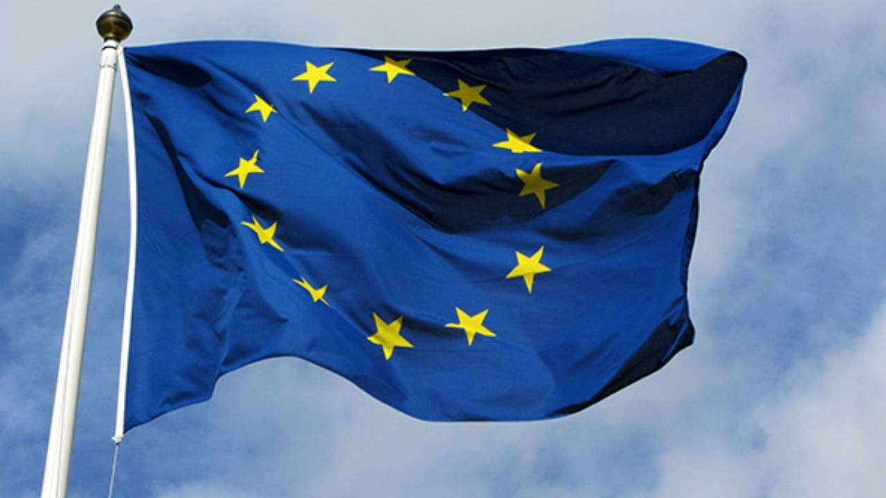 AB'den açıklama: İran'ın Hürmüz Boğazı'nı kapatması tehlikeli olur ve hiç kimse için iyi olmaz