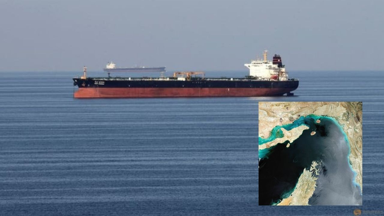 Ticaretin kalbi Hürmüz Boğazı'nda son durum: Gemi trafiği sürüyor