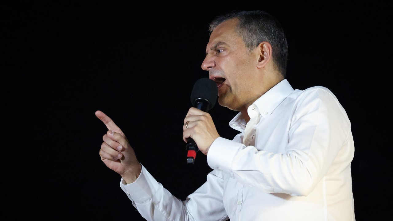 Özel: Batık şirketi AK Parti’ye geçince borsada coşana tek lafım var Özel: Batık şirketi AK Parti’ye geçince borsada coşana tek lafım var
