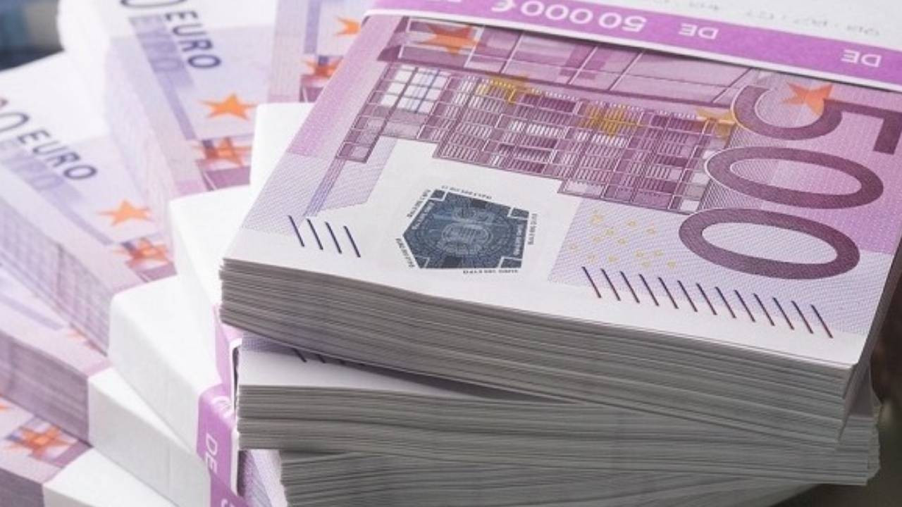 Almanya, Yahudi soykırımından kurtulanlara 1 milyar Euro ödeme yapacak