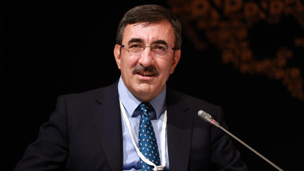 Cevdet Yılmaz duyurdu: Kamuda kreş ve gündüz bakımevleri yaygınlaştırılacak