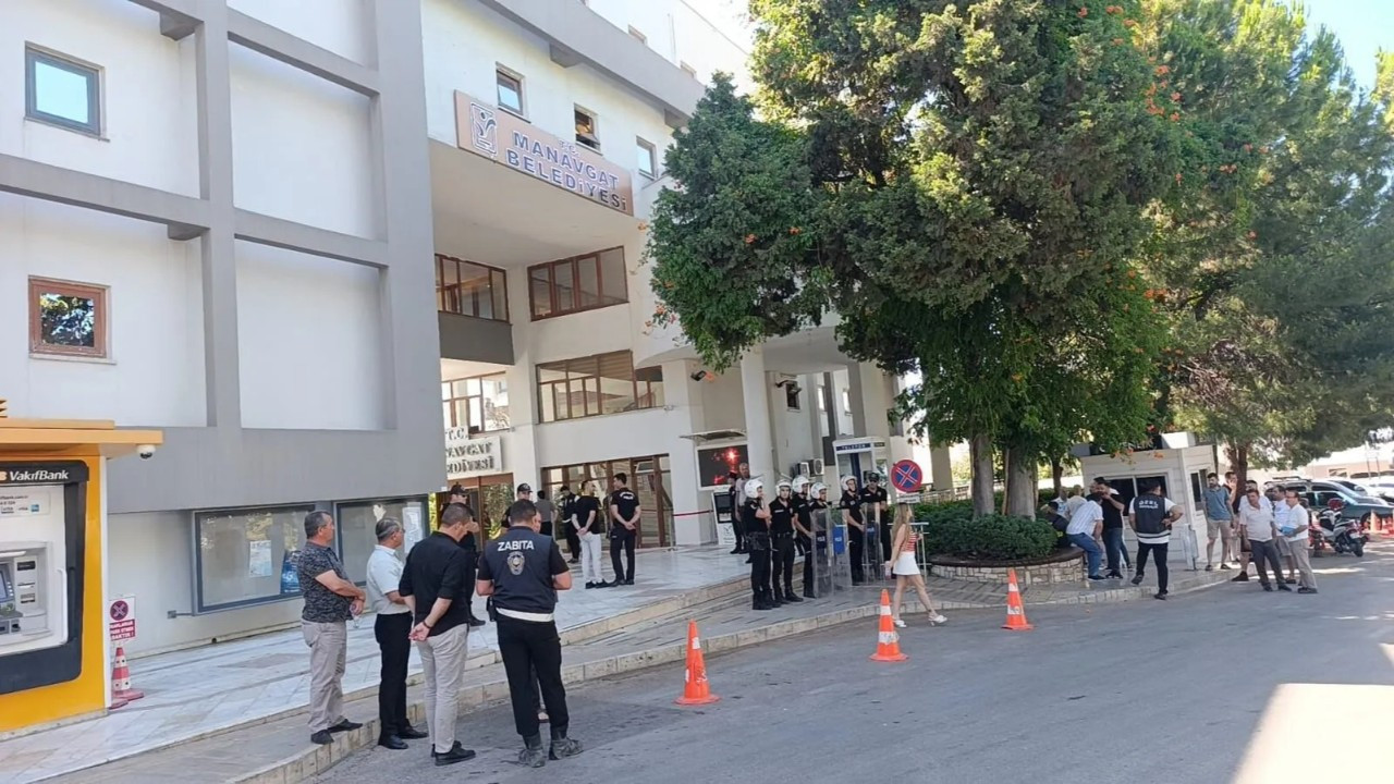 Manavgat Belediyesi operasyonu: 7 kişiye tutuklama talebi
