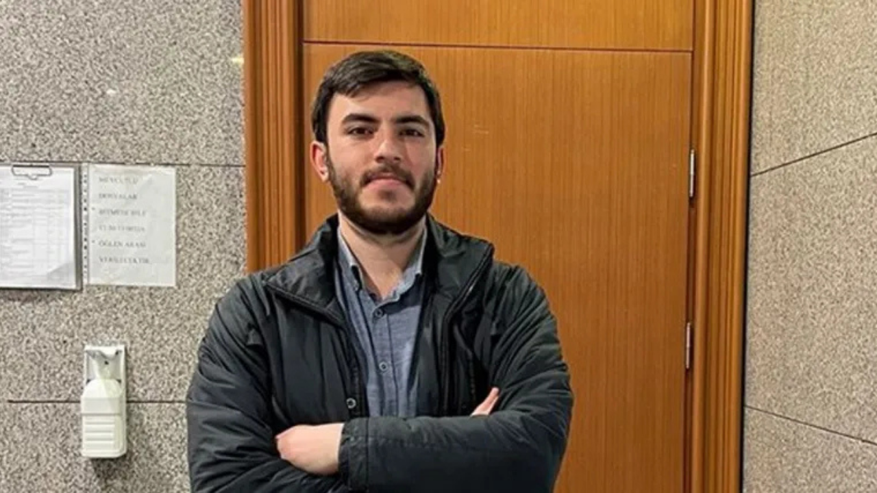 Gazeteci İsmail Arı, tehdit edildiği mesajları paylaştı: Başıma bir şey gelirse sorumlusu Emniyet ve İçişleri Bakanlığı yetkilileridir Gazeteci İsmail Arı, tehdit edildiği mesajları paylaştı: Başıma bir şey gelirse sorumlusu Emniyet ve İçişleri Bakanlığı yetkilileridir