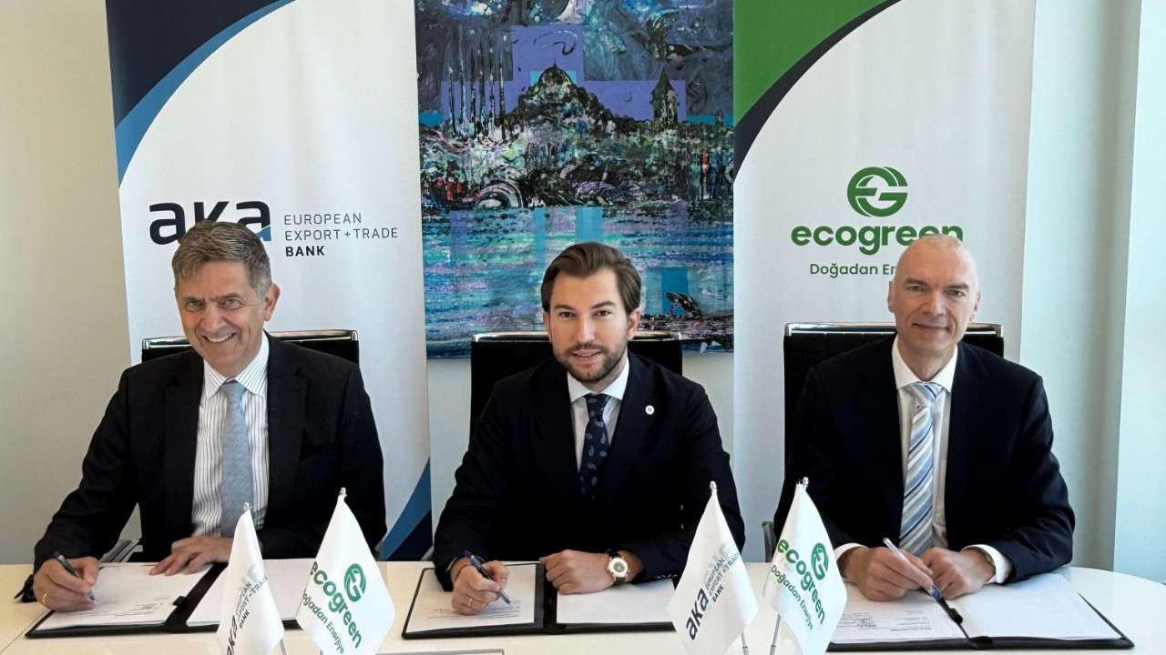 Ecogreen Enerji Holding, Aka European Export Trade Bank ile 76,7 milyon euroluk sözleşme imzaladı Ecogreen Enerji Holding, Aka European Export Trade Bank ile 76,7 milyon euroluk sözleşme imzaladı