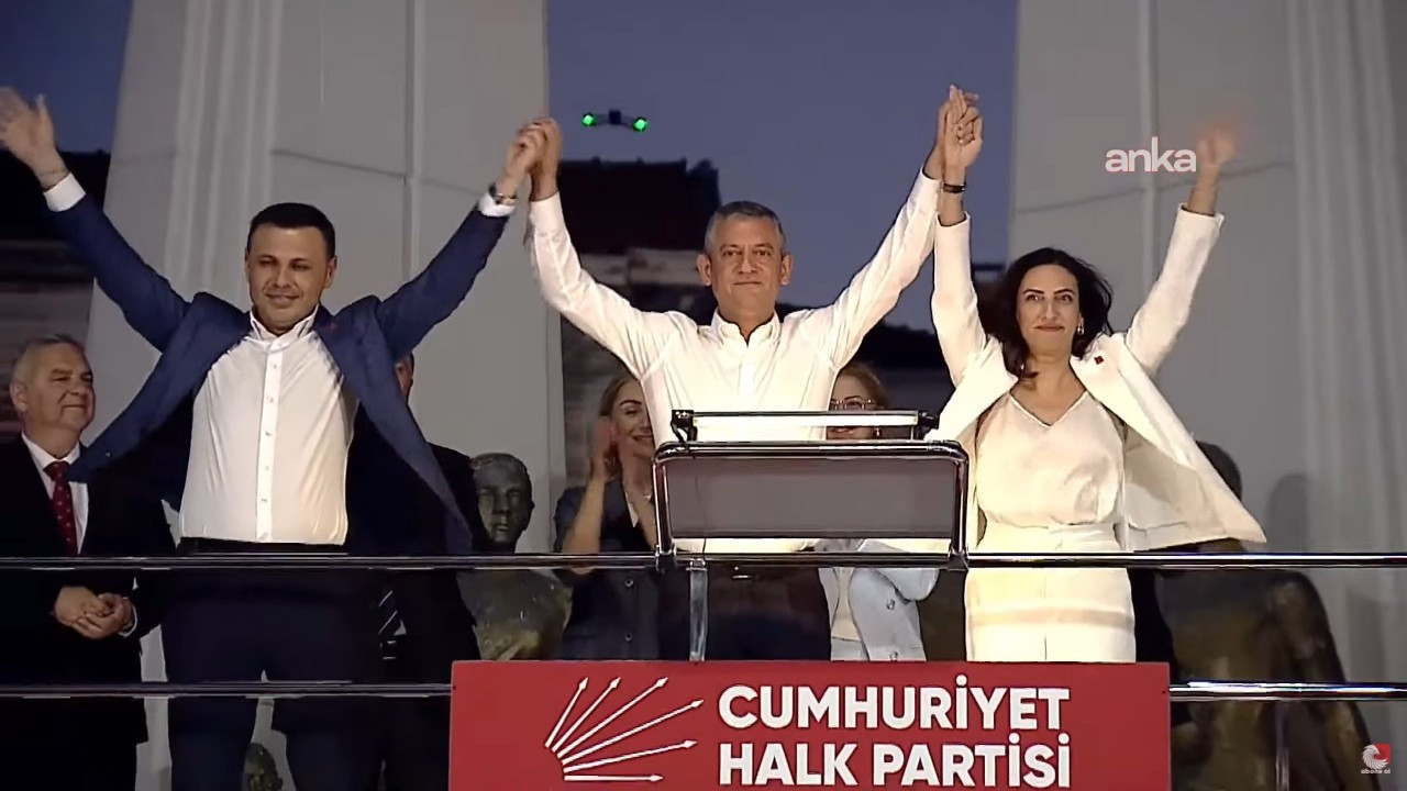 DEVA'dan istifa etmişlerdi! Rızvanoğu ve Avşar, CHP'ye katıldı