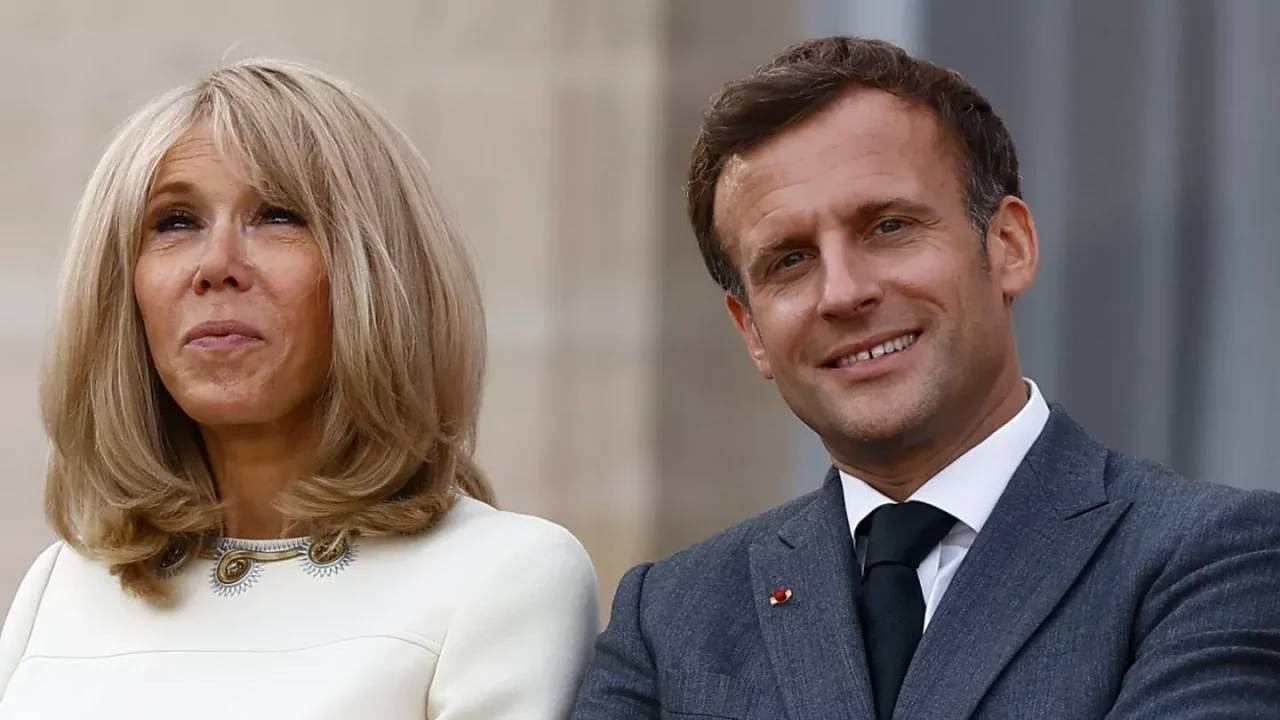 Macron çifti, ‘First Lady erkek doğdu’ iddiasına karşı ABD’de dava açtı Macron çifti, ‘First Lady erkek doğdu’ iddiasına karşı ABD’de dava açtı