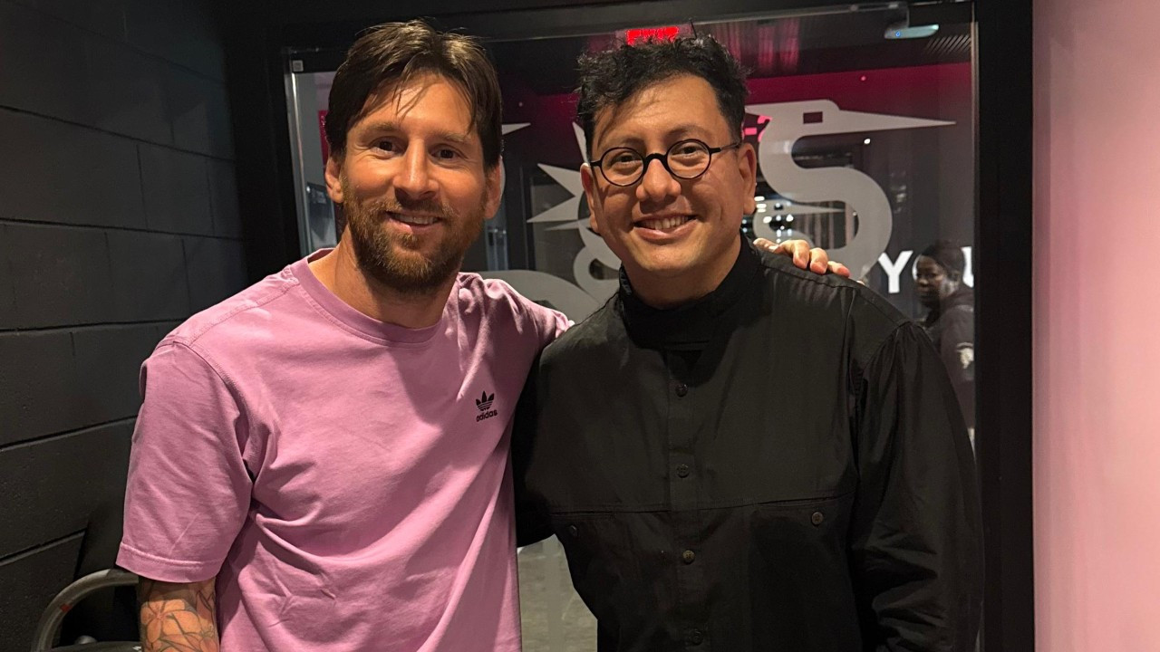 Refik Anadol, Messi’nin en sevdiği golünü sanat eserine dönüştürdü Refik Anadol, Messi’nin en sevdiği golünü sanat eserine dönüştürdü