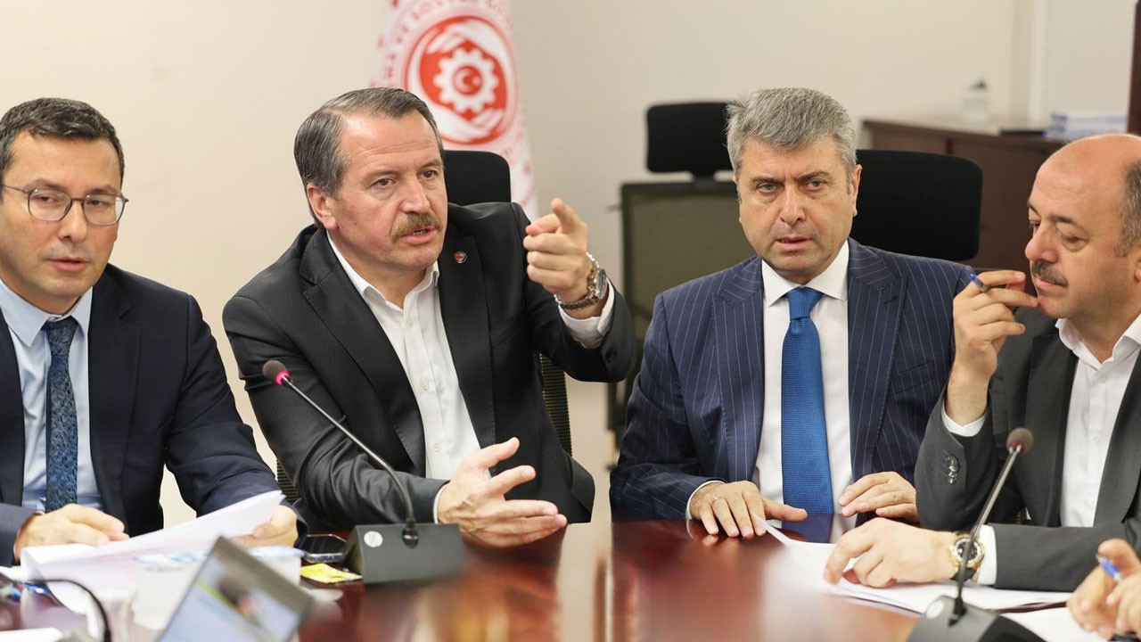Eğitim hizmet kolu toplu sözleşme tekliflerinin ön müzakere süreci tamamlandı Eğitim hizmet kolu toplu sözleşme tekliflerinin ön müzakere süreci tamamlandı
