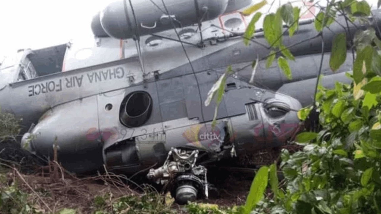 Gana’da düşen askeri helikopterde 2 bakan hayatını kaybetti Gana’da düşen askeri helikopterde 2 bakan hayatını kaybetti