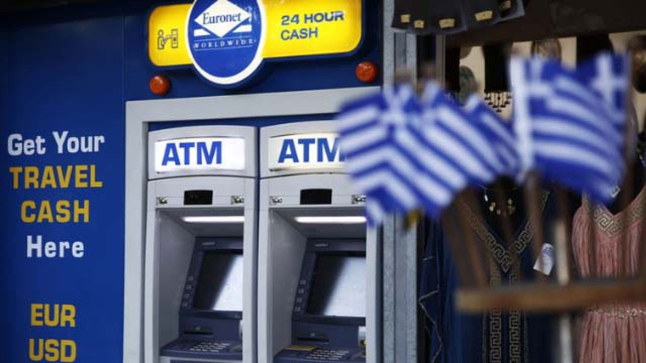 Yunanistan’da bankalar tek ATM sistemine geçiyor Yunanistan’da bankalar tek ATM sistemine geçiyor