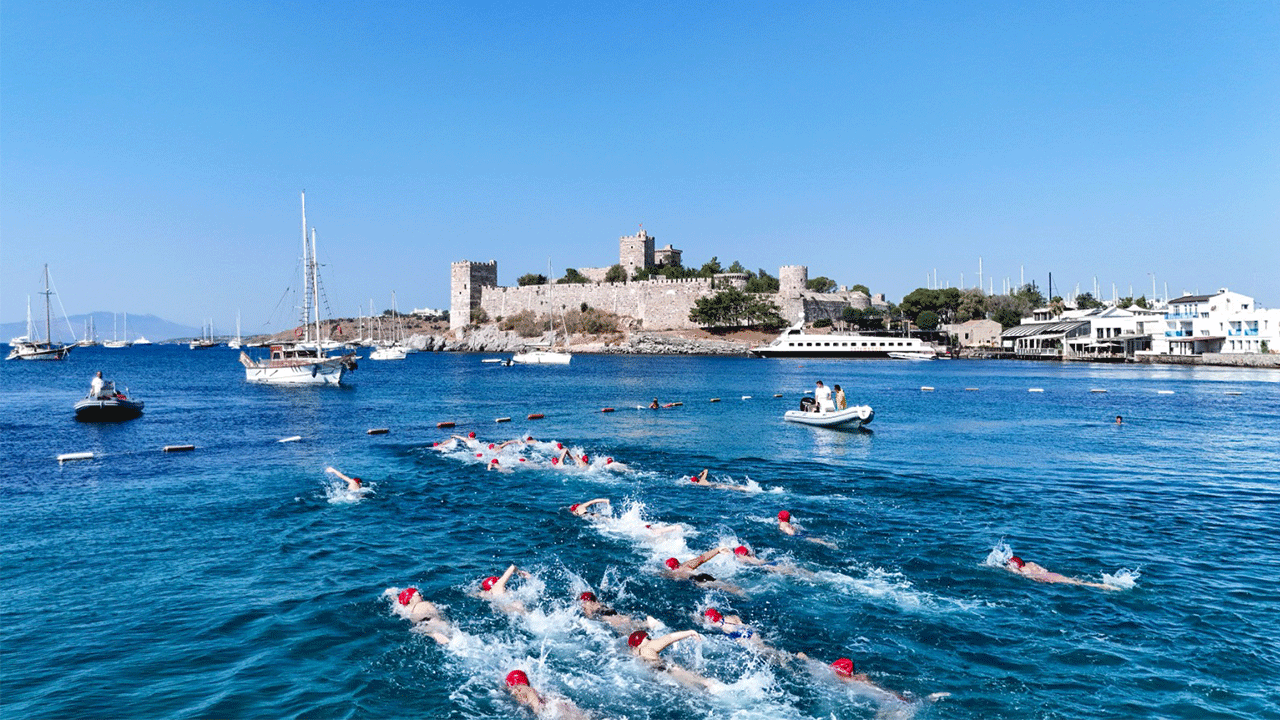 Memorial ve Yüzme Federasyonu Bodrum'da sağlığa kulaç attı