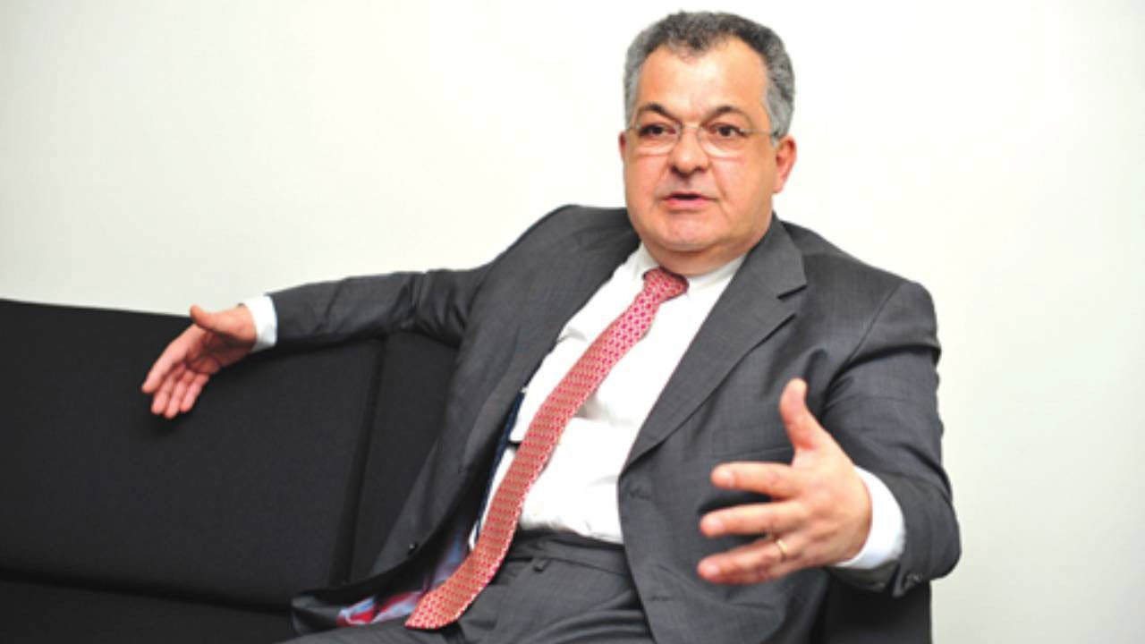 Para politikası, ekonomide yaratılan pislikleri temizlemek için kullanılır