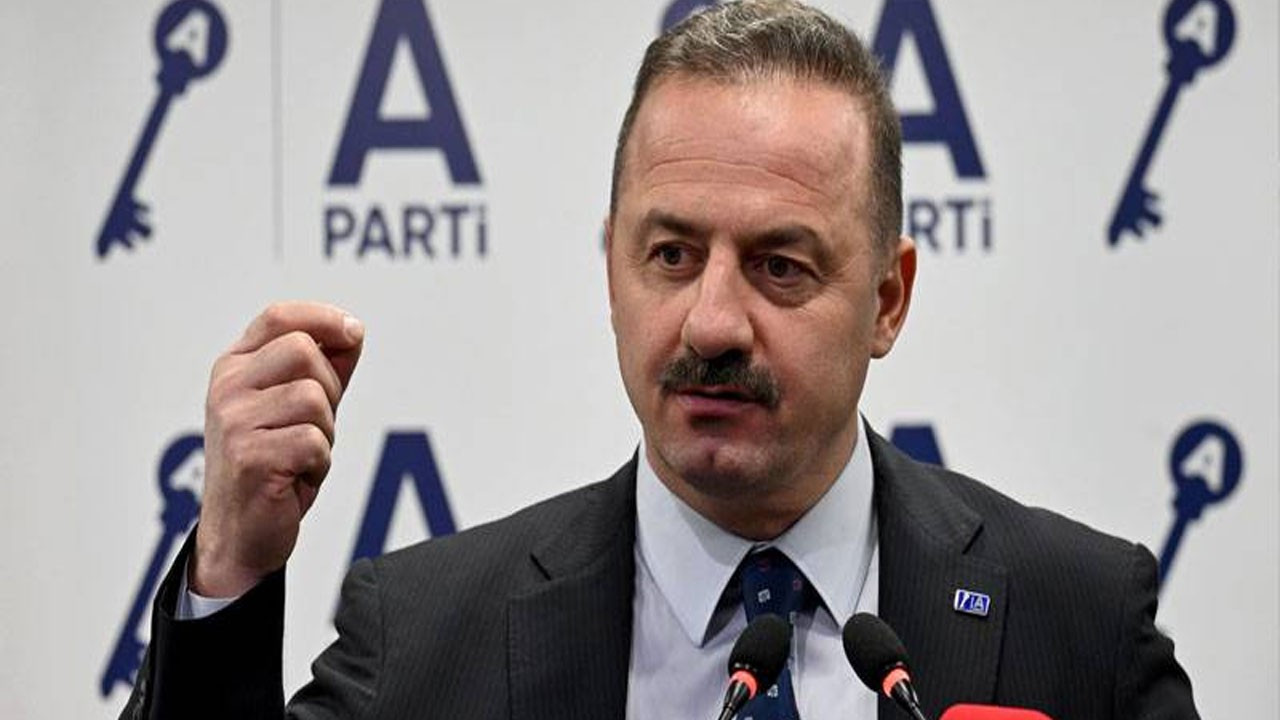 Ağıralioğlu'ndan Bahçeli'ye: Öcalan’a gösterdiğin nezaketi kendi arkadaşlarına gösterseydin, yüz defa alırdık devleti Ağıralioğlu'ndan Bahçeli'ye: Öcalan’a gösterdiğin nezaketi kendi arkadaşlarına gösterseydin, yüz defa alırdık devleti