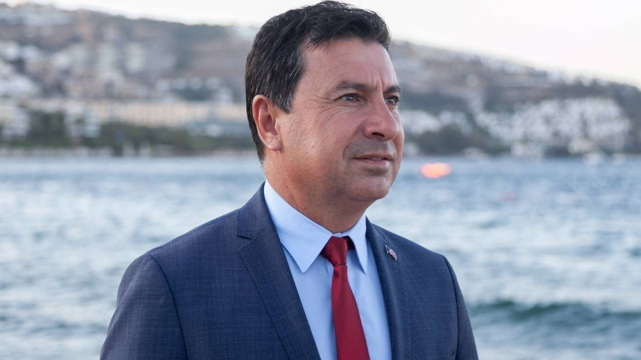 Muğla Büyükşehir Belediye Başkanı da AK Parti’ye mi geçiyor? Ahmet Aras sessizliğini bozdu
