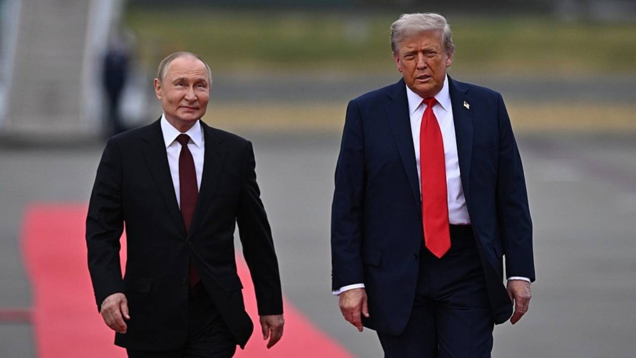 Trump ile Putin arasında yapılması planlanan öğle yemeği iptal edildi