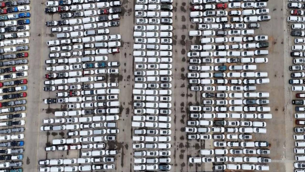 Haydarpaşa Limanı’nda dikkat çeken görüntü: Binlerce sıfır otomobil… Haydarpaşa Limanı’nda dikkat çeken görüntü: Binlerce sıfır otomobil…