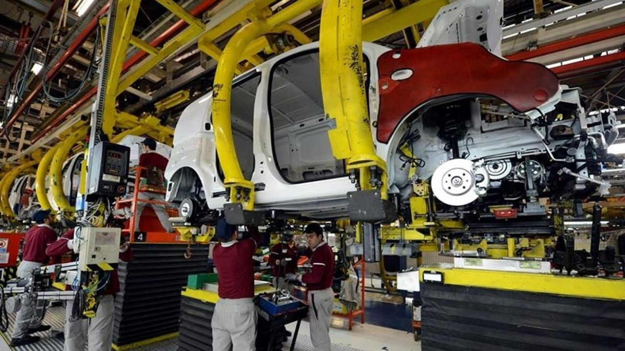 Tofaş, Stellantis Otomotiv ile birleşme kararını KAP’a bildirdi Tofaş, Stellantis Otomotiv ile birleşme kararını KAP’a bildirdi