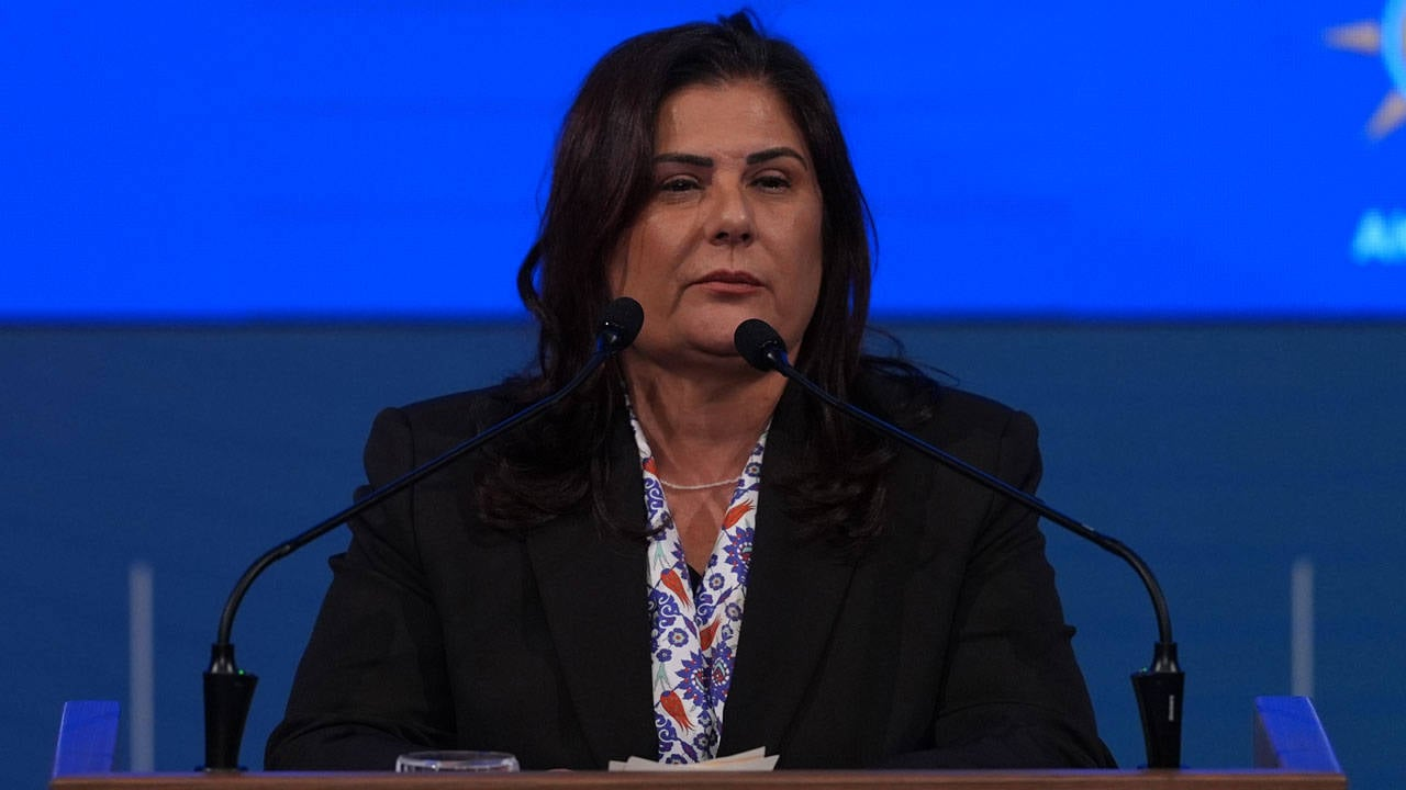 İddia: Özlem Çerçioğlu hakkındaki “Aziz İhsan Aktaş” soruşturması yeniden açıldı İddia: Özlem Çerçioğlu hakkındaki “Aziz İhsan Aktaş” soruşturması yeniden açıldı