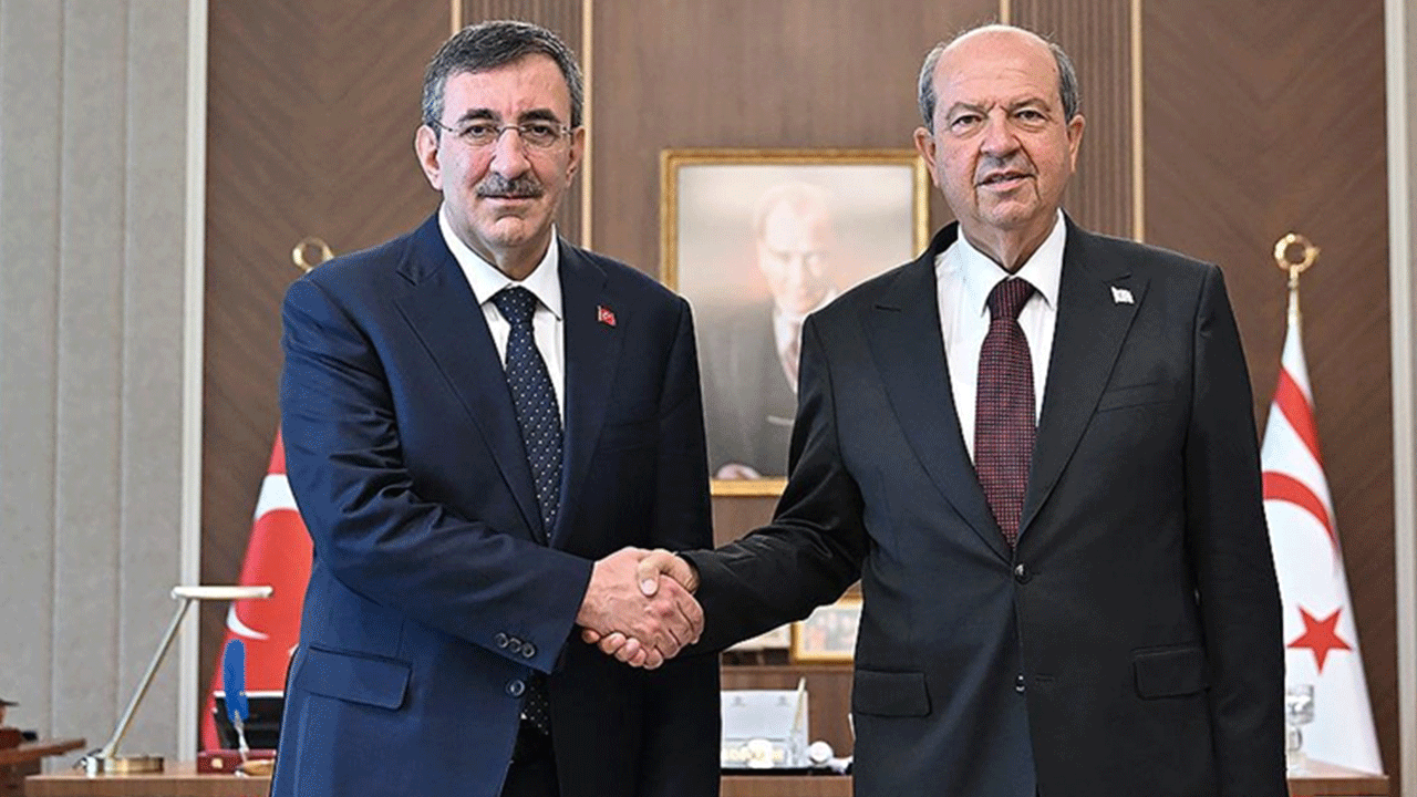 KKTC Cumhurbaşkanı Tatar: Egemenliğimizi tanımadan resmi müzakerelere başlamayız KKTC Cumhurbaşkanı Tatar: Egemenliğimizi tanımadan resmi müzakerelere başlamayız