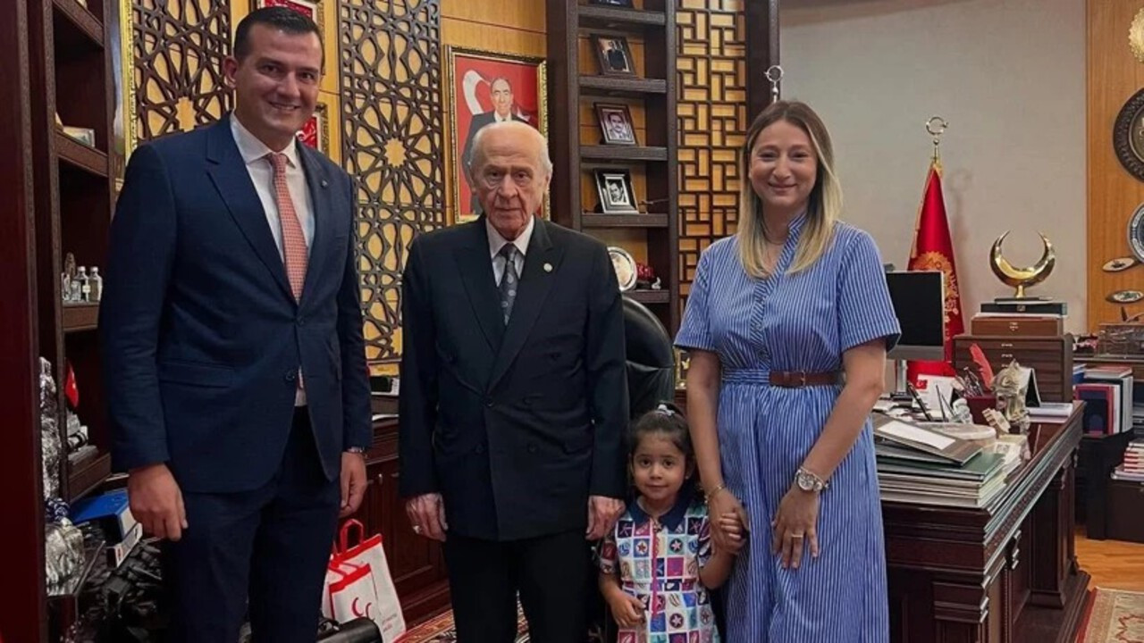 MHP Genel Başkanı Devlet Bahçeli ile buluşan minik hilal hayalini gerçekleştirdi