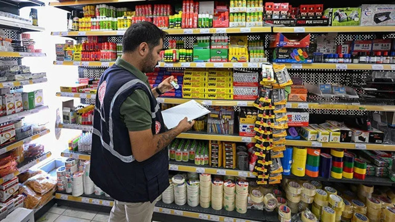 Ticaret Bakanlığı düğmeye bastı: Okul ürünlerindeki sahte indirimlere yakın takip Ticaret Bakanlığı düğmeye bastı: Okul ürünlerindeki sahte indirimlere yakın takip