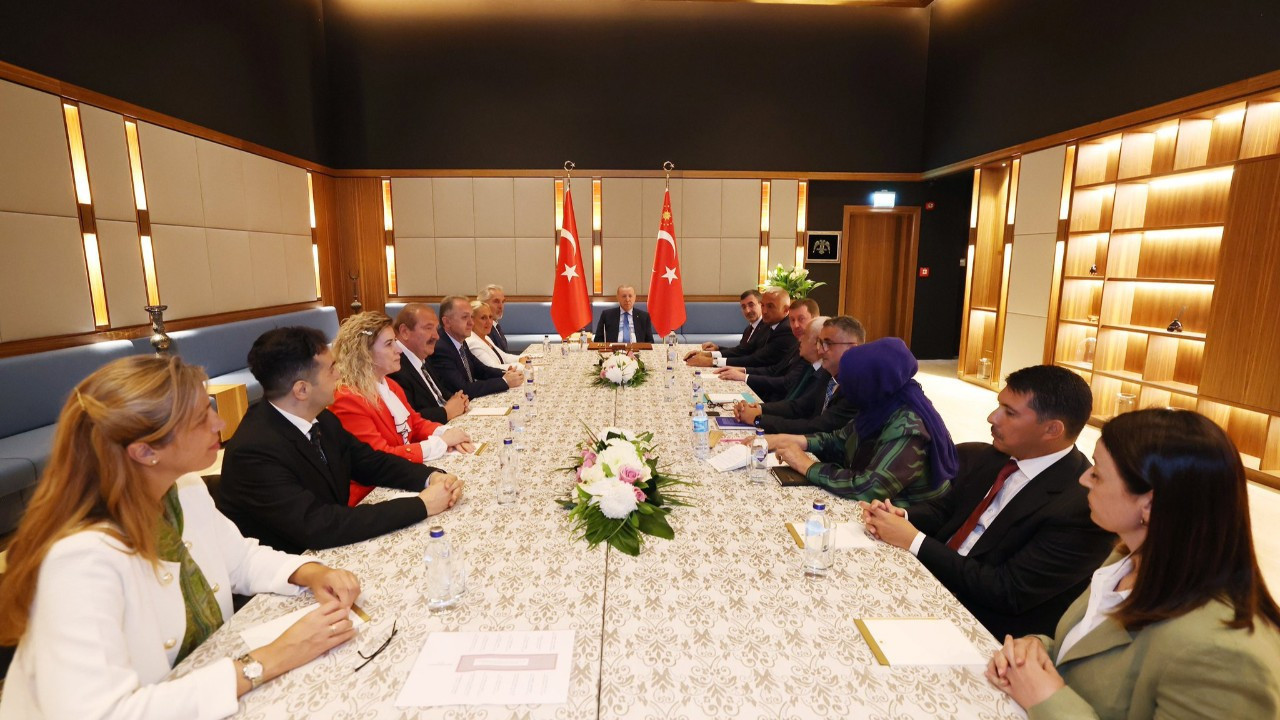 Erdoğan, Kültür ve Sanat Politikaları Kurulu üyelerini kabul etti Erdoğan, Kültür ve Sanat Politikaları Kurulu üyelerini kabul etti