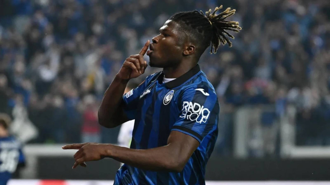 Beşiktaş, El Bilal Toure'nin geçici transferini KAP’a bildirdi