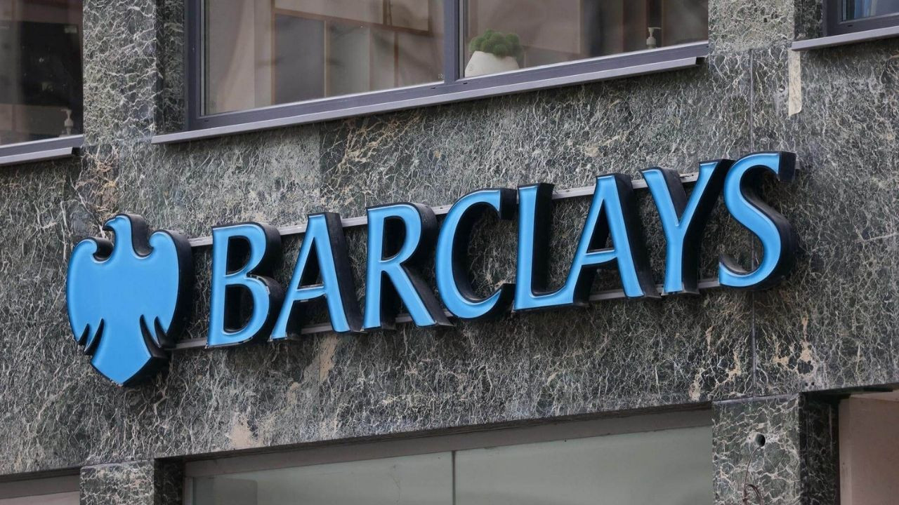 Barclays: ABD ekonomisi durakladı, 2 yıl içinde resesyon kapıda Barclays: ABD ekonomisi durakladı, 2 yıl içinde resesyon kapıda