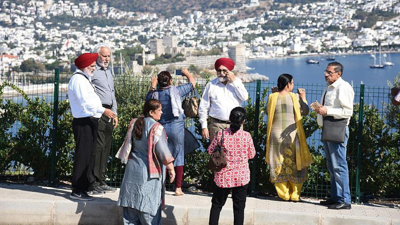 Türkiye’nin Pakistan’a desteği turizme yansıdı: Hintli turist sayısında sert düşüş! Türkiye’nin Pakistan’a desteği turizme yansıdı: Hintli turist sayısında sert düşüş!