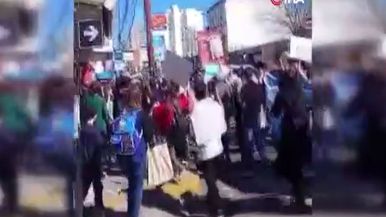 Arjantin Devlet Başkanı Milei’nin konvoyuna taşlı saldırı