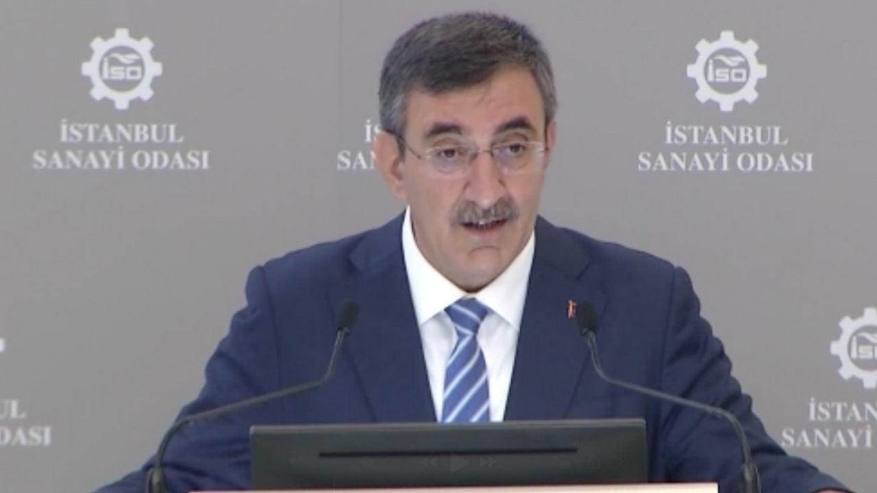 Cevdet Yılmaz: Enflasyonla mücadelede kararlı bir şekilde yol alıyoruz Cevdet Yılmaz: Enflasyonla mücadelede kararlı bir şekilde yol alıyoruz