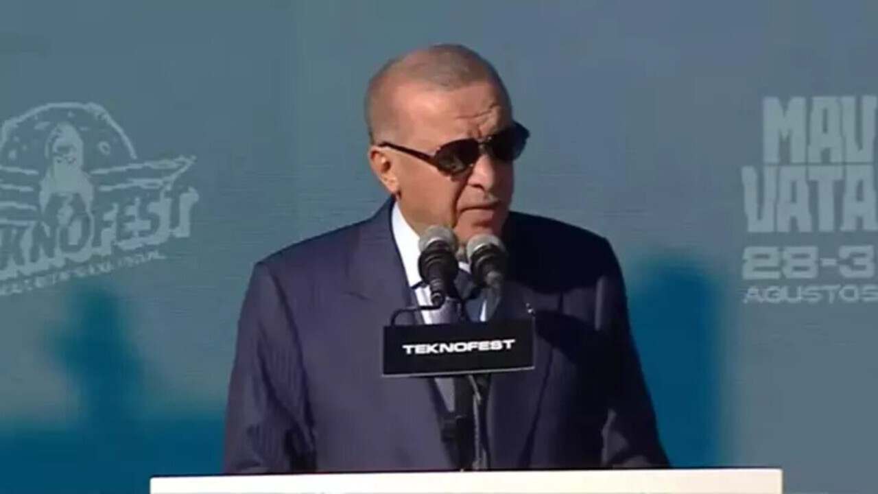 Cumhurbaşkanı Erdoğan: Savunma sanayimiz her alanda destan yazıyor Cumhurbaşkanı Erdoğan: Savunma sanayimiz her alanda destan yazıyor