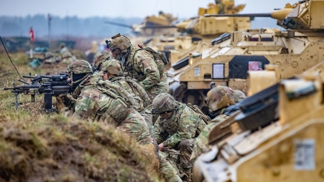 NATO ülkeleri ilk kez savunma harcaması hedefini tutturdu