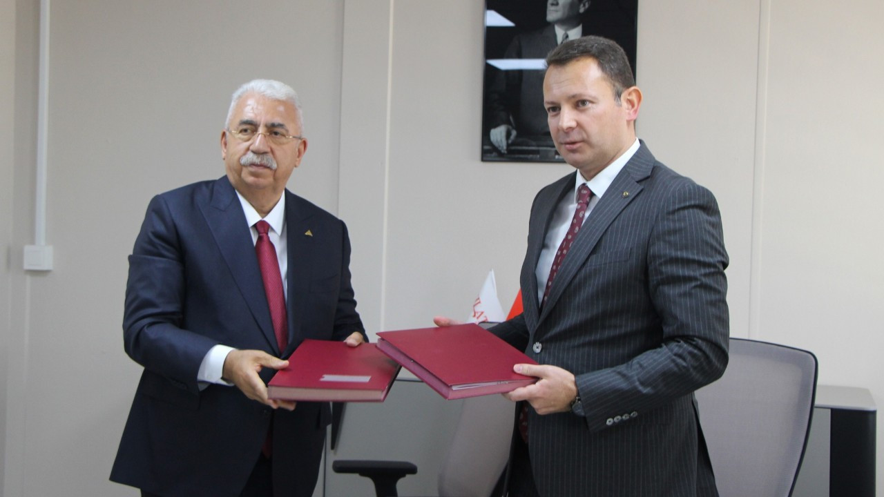 Ahlatçı Holding’den Çorum’a 2.3 milyar dolarlık yatırım Ahlatçı Holding’den Çorum’a 2.3 milyar dolarlık yatırım
